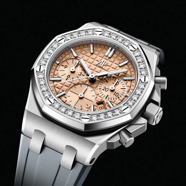 Audemars Piguet Royal Oak Selfwinding Chronograph 37mm gem set bezel 26231 series 7