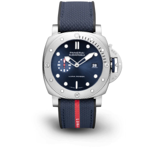Submersible QuarantaQuattro Luna Rossa – 44mm