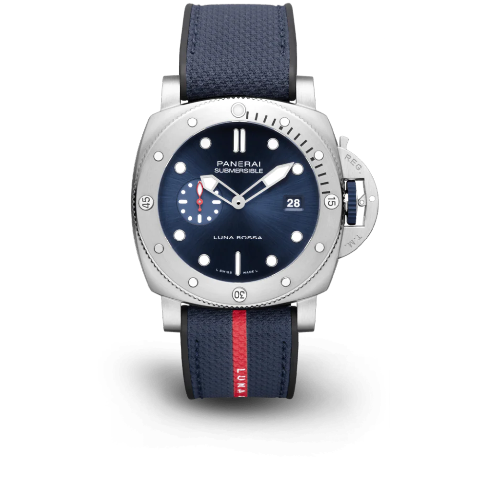 Submersible QuarantaQuattro Luna Rossa – 44mm
