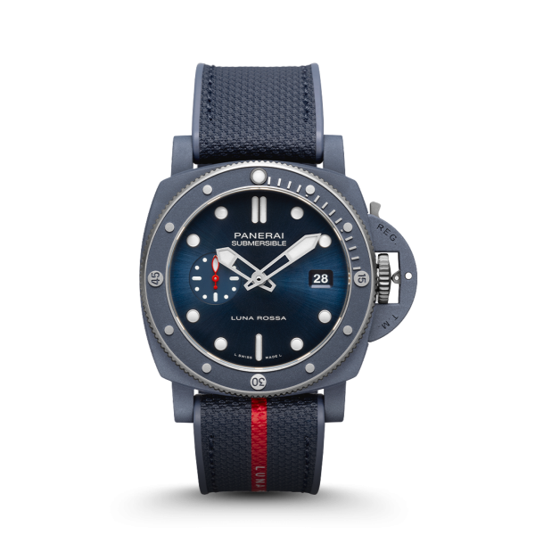 Panerai Submersible QuarantaQuattro Luna Rossa Ti-Ceramitech™